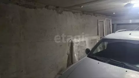 Гараж в Тюменская область, Тюмень ул. 50 лет Октября, 12 (21 м)