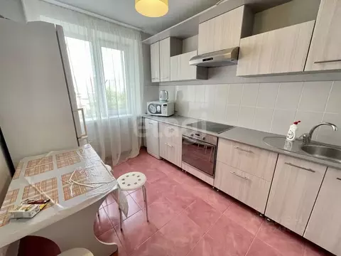 4-к кв. Тюменская область, Тюмень 6-й мкр, проезд 9 Мая, 2 (81.6 м)