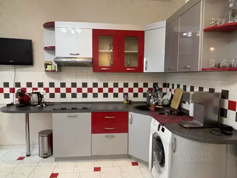 2-к кв. Москва 1-й Волконский пер., 15 (66.4 м)