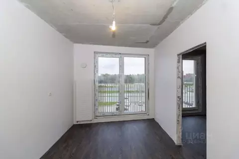 Студия Тюменская область, Тюмень ул. Фармана Салманова, 5 (29.1 м)