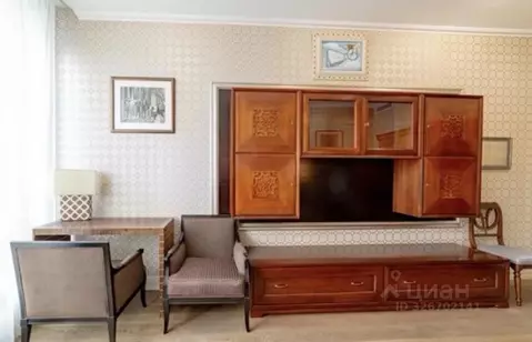 3-к кв. Москва ул. Усачева, 2С3 (102.0 м)