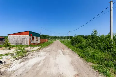 Участок в Тюменская область, Тюменский муниципальный округ, с. Кулига, ...