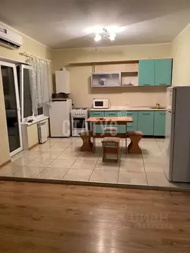 2-к кв. Крым, Ялта пер. Спортивный, 8 (80.0 м)