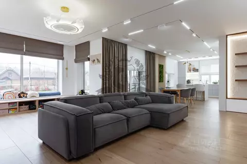 Коттедж в Ленинградская область, Всеволожский район, Юкковское с/пос, ...