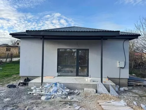 Дом в Крым, Симферопольский район, Трудовское с/пос, пос. Айкаван, ...