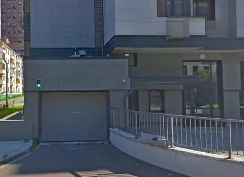 Гараж в Москва Пулковская ул., 3 (13 м)