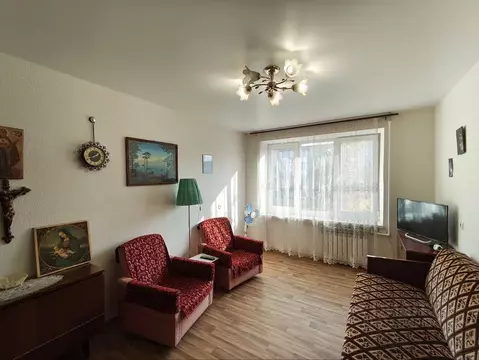 2-к кв. Крым, Симферопольский район, Молодежное пгт ул. Строителей ...