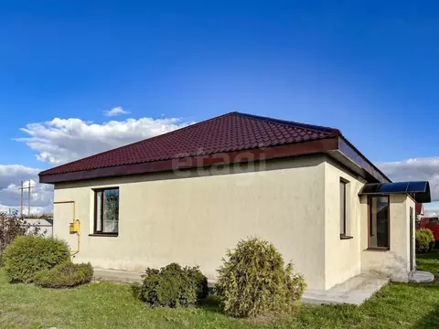 Дом в Псковская область, Псковский район, Логозовская волость, д. ...