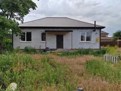 Дом в Астраханская область, Приволжский район, с. Фунтово-1 ул. ...