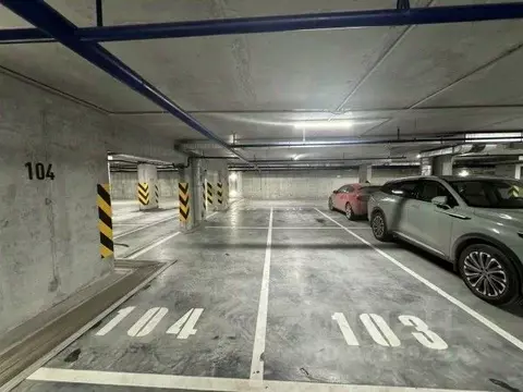 Гараж в Свердловская область, Екатеринбург ул. Азина, 31 (14 м)