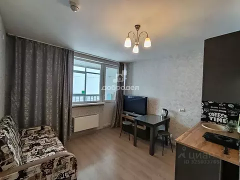 Студия Свердловская область, Екатеринбург ул. Рощинская, 21к3 (19.9 м)