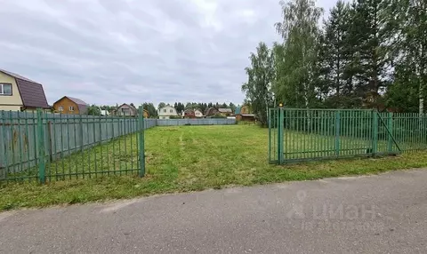 Участок в Московская область, Чехов муниципальный округ, д. Змеевка  ...