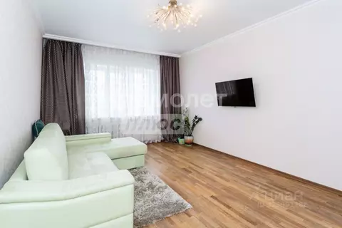 2-к кв. Тюменская область, Тюмень ул. Шиллера, 46к3 (98.0 м)