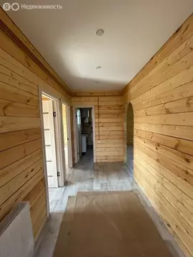 Дом в Иглино, улица Свердлова (90 м)