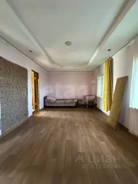 Дом в Бурятия, Иволгинский район, Сотниковское с/пос, с. Сотниково ул. ...