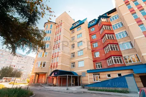 3-к кв. Омская область, Омск ул. 10 лет Октября, 43/2 (107.0 м)