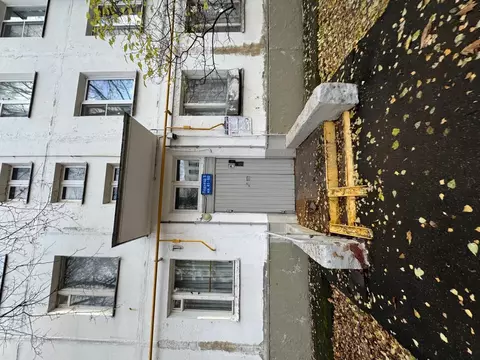 Продается комната в 3-комнатной квартире