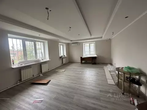 Офис в Хабаровский край, Хабаровск ул. Восточный Семафор, 2 (37 м)