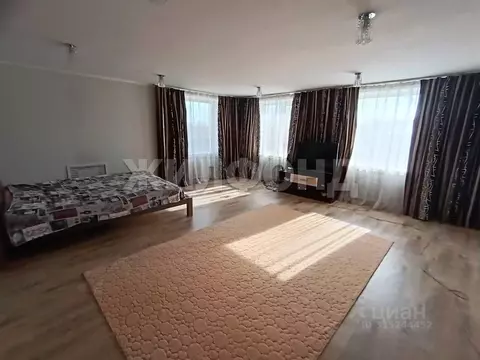 Дом в Хакасия, Усть-Абаканский район, с. Калинино Советская ул. (80 м)