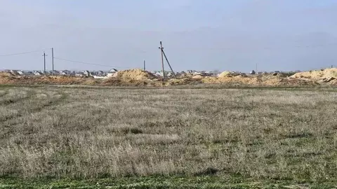 Участок в Крым, Сакский район, Штормовское с/пос, с. Крыловка ул. ...