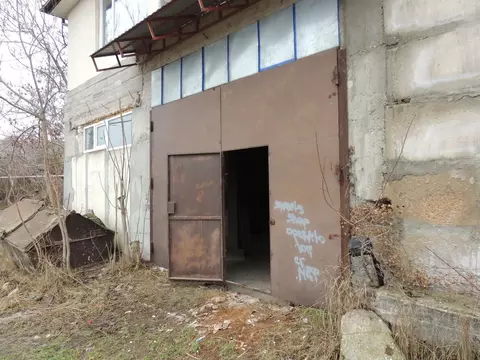 Склад в Севастополь ул. Мореходная, 19А (75 м)