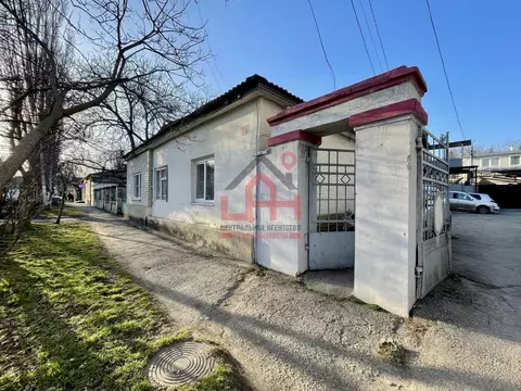 2-к кв. Ставропольский край, Пятигорск Октябрьская ул., 22 (42.5 м)