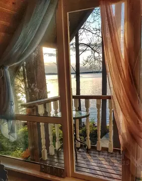 Дом в Ленинградская область, Выборгский район, Красносельское с/пос, ...