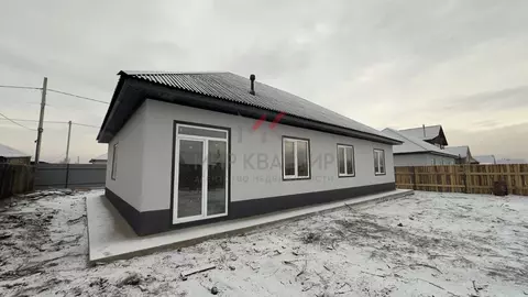 Дом в Хакасия, Усть-Абаканский район, пос. Тепличный ул. С.А. Есенина ...