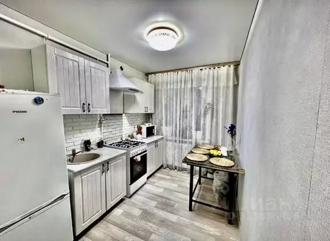 3-к кв. Башкортостан, Уфа ул. Юрия Гагарина, 43 (65.0 м)