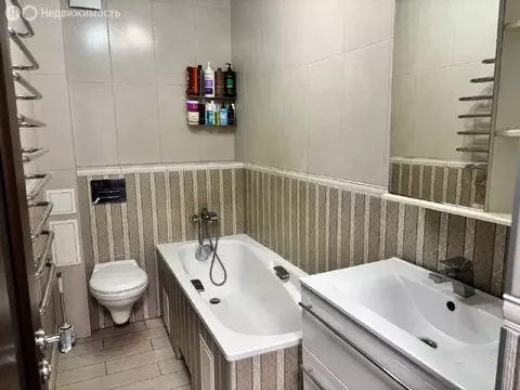 2-комнатная квартира: микрорайон Чкаловск, улица Лукашова, 13 (50 м)