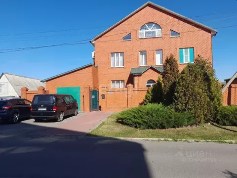 Дом в Воронежская область, Каменка пгт ул. Солодухина, 9 (400 м)