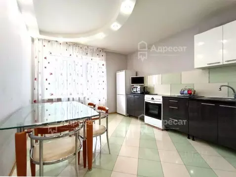 3-к кв. Волгоградская область, Волгоград ул. Хользунова, 18/1 (85.0 м)