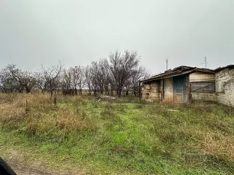 Участок в Крым, Кировский район, с. Приветное ул. Партизанская, 56/1 ...