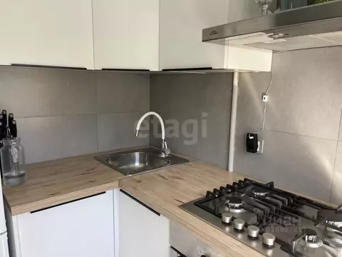 2-к кв. Тюменская область, Тюмень Киевская ул., 61 (42.4 м)