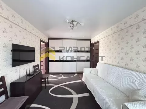 3-к кв. Омская область, Омск Заозерный мкр, ул. Глинки, 2А (60.0 м)