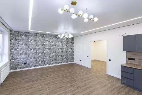 2-к кв. Тюменская область, Тюмень ул. Республики, 204к3 (93.4 м)