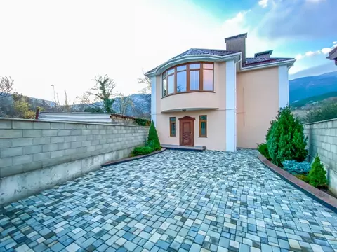 Дом в Крым, Ялта ул. Изобильная, 17 (200 м)