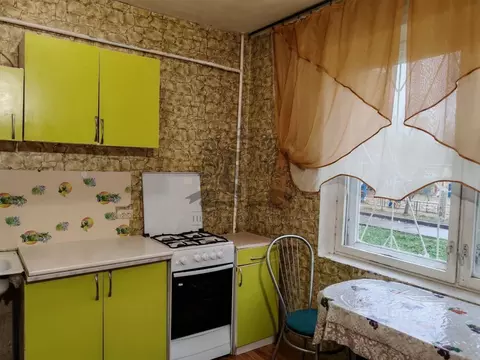 1-к кв. Ленинградская область, Гатчина ул. Генерала Кныша, 10 (42.1 м)