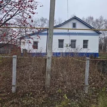 Дом в Мордовия, Старошайговский район, Лемдяйское с/пос, с. Лемдяй ул. ...