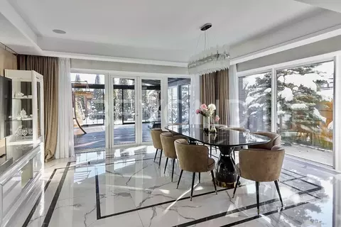 Дом в Санкт-Петербург, Санкт-Петербург, Петергоф ул. Александровская, ...