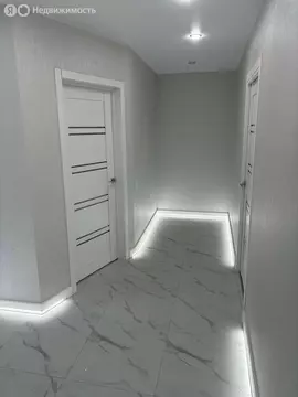 2-комнатная квартира: Азов, Красноармейский переулок, 76 (48 м)