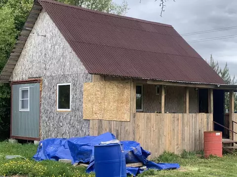 Дом в Калужская область, Перемышльский район, Сильково с/пос, д. ...