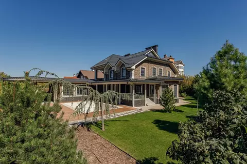 Дом в Краснодарский край, Краснодар ул. Бременская (800 м)