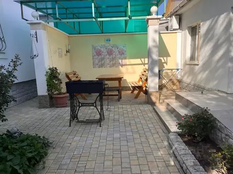 Дом в Крым, Евпатория ул. Пушкина, 55 (50 м)