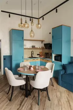 Дом в Карачаево-Черкесия, Зеленчукский район, с. Архыз ул. Лесная, ...