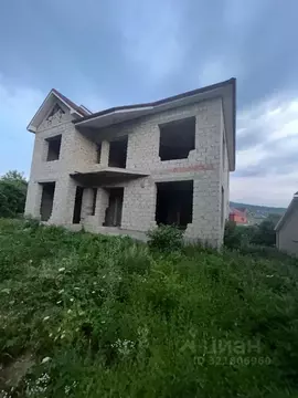 Дом в Кабардино-Балкария, Нальчик ул. Атажукина (412 м)