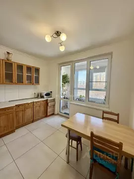 1-к кв. Москва ул. Светланова, 11к1 (43.8 м)