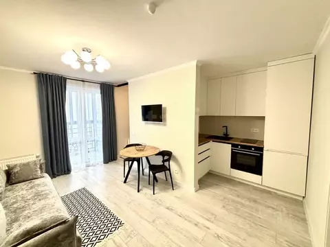 Студия Тюменская область, Тюмень ул. Ю.-Р.Г. Эрвье, 24к1 (29.0 м)