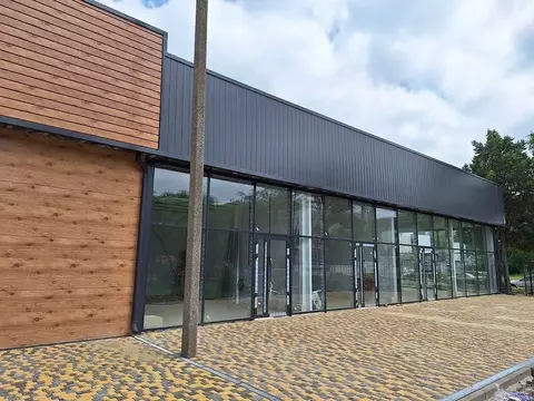 Помещение свободного назначения в Крым, Керчь ул. Кирова, 1 (460 м)