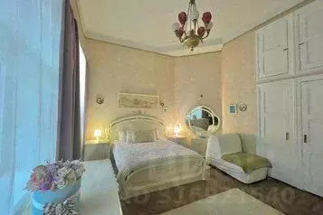 1-к кв. Санкт-Петербург Невский просп., 146 (75.0 м)